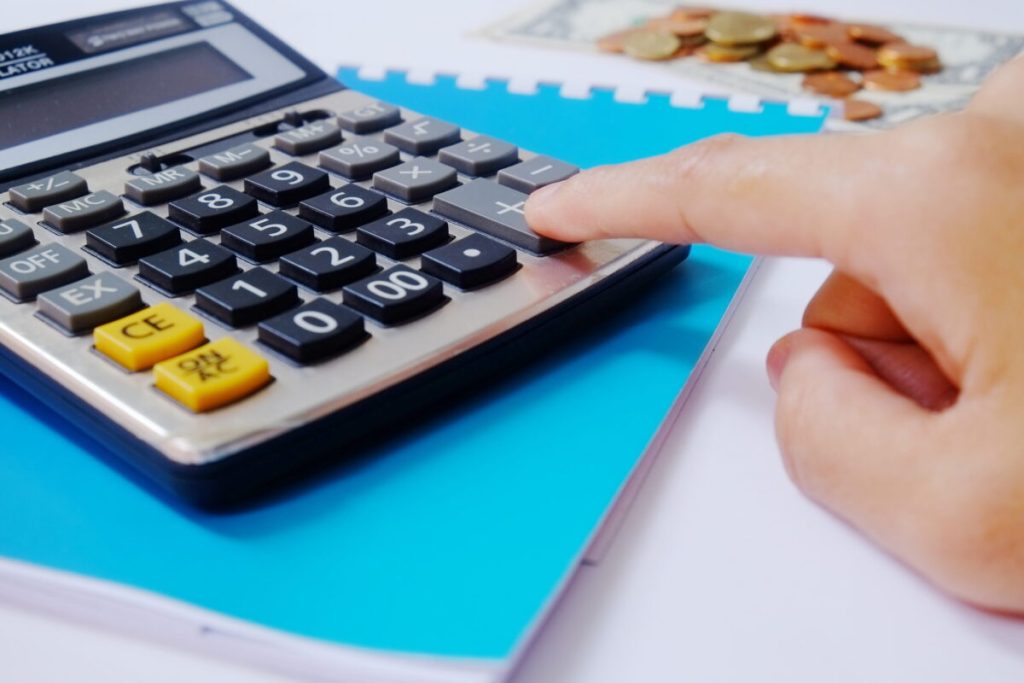 Comprendre la Fiscalité LMNP : Guide Complet sur les Régimes Fiscaux, Impôts Locaux et TVA